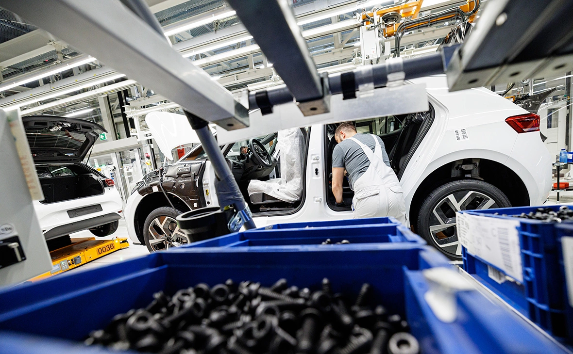 Jens Schlueter / Getty Images