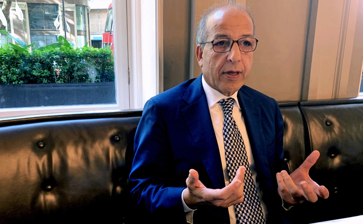 Aidan Lewis / Reuters