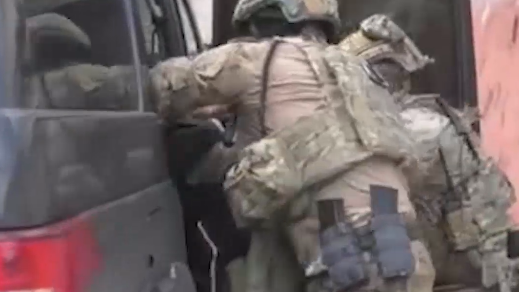 Гражданина Украины из ЛНР задержали за передачу данных украинским военным