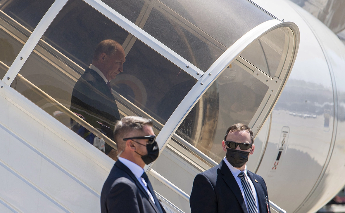 Martial Trezzini / EPA / ТАСС