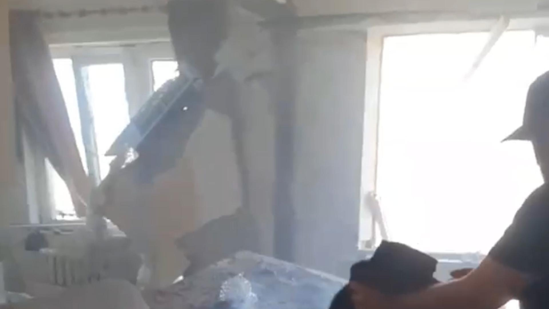 В многоэтажке в Махачкале произошел взрыв бытового газа