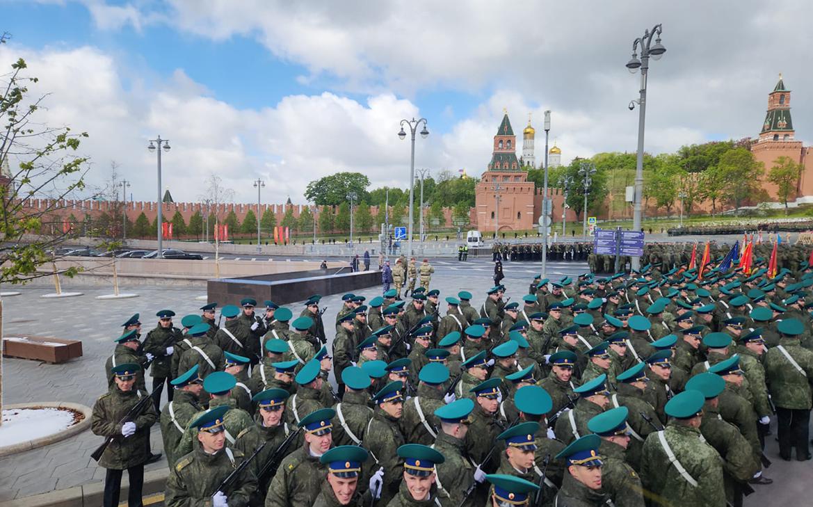 На Красной площади начался парад Победы — РБК