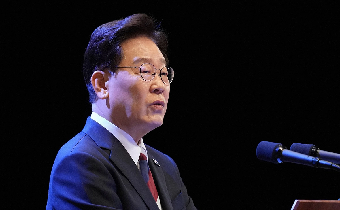 Lee Jin-man / Reuters