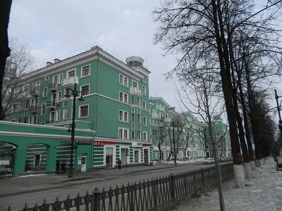Михаил Лобанов
