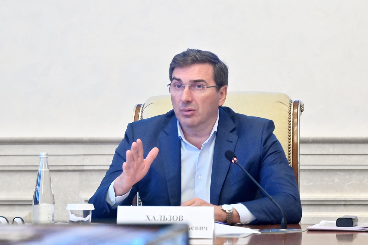 Константин Хальзов