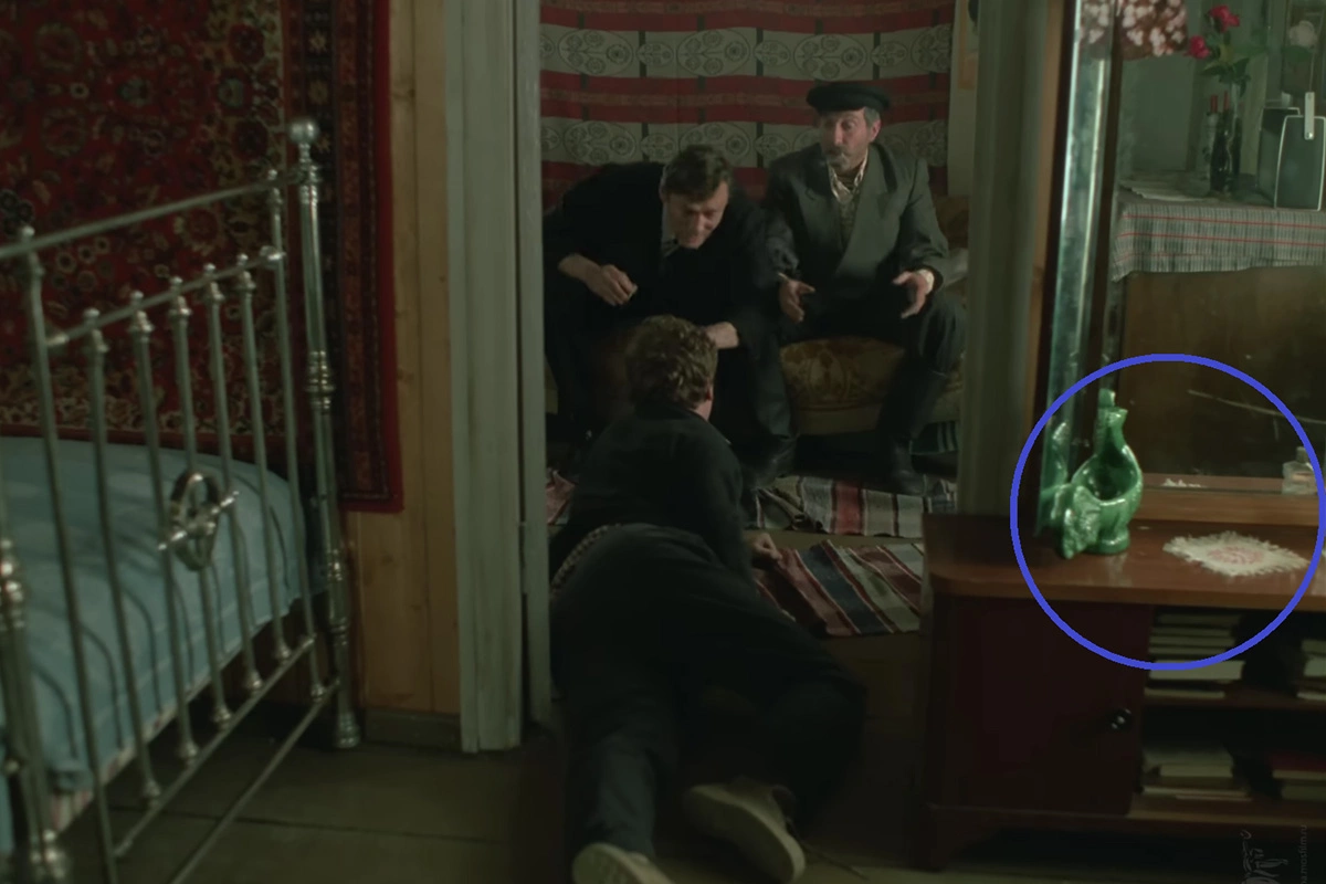 Кадр из фильма «Любовь и голуби» (1984), режиссер Владимир Меньшов