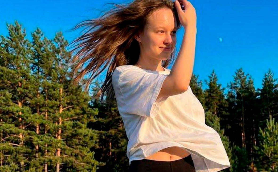 В суде по делу о порнографии для экс-участницы «Дома-2» запросили арест