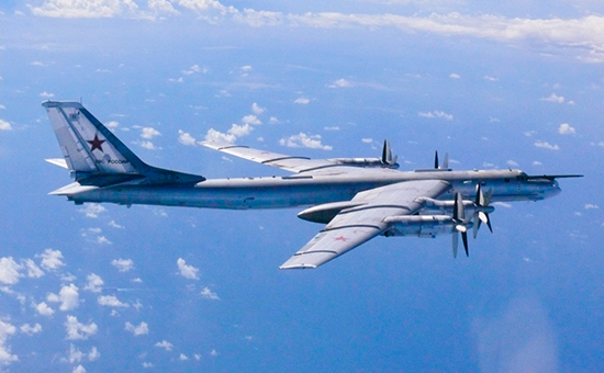 Российский бомбардировщик Ту-95