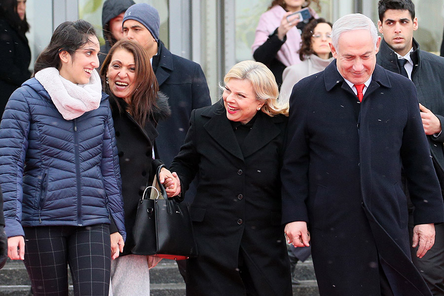 Слева направо: Наама Иссахар, ее мать Яффа, супруга премьер-министра Израиля Сара и ​Биньямин Нетаньяху