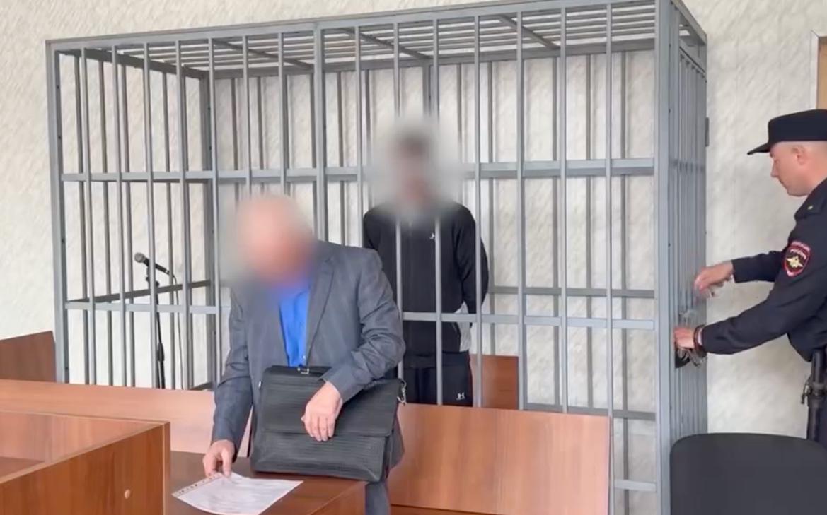 ФСБ задержала подростков, готовивших атаки на силовиков 9 Мая