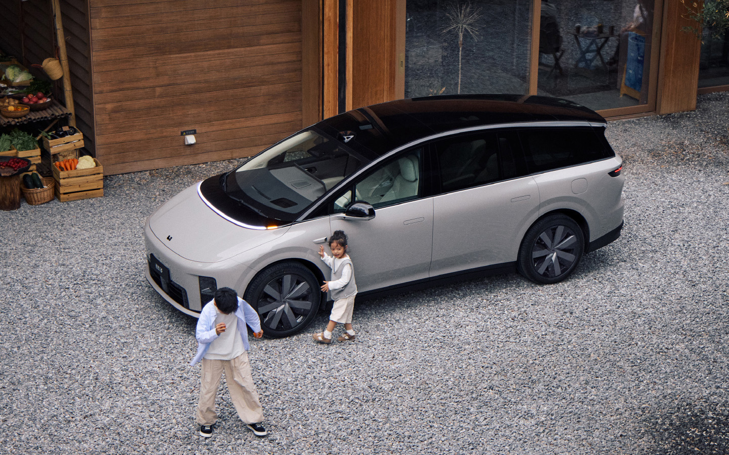 Li Auto i8