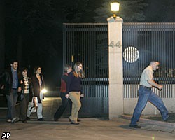 Американские дипломаты эвакуируются из Белграда
