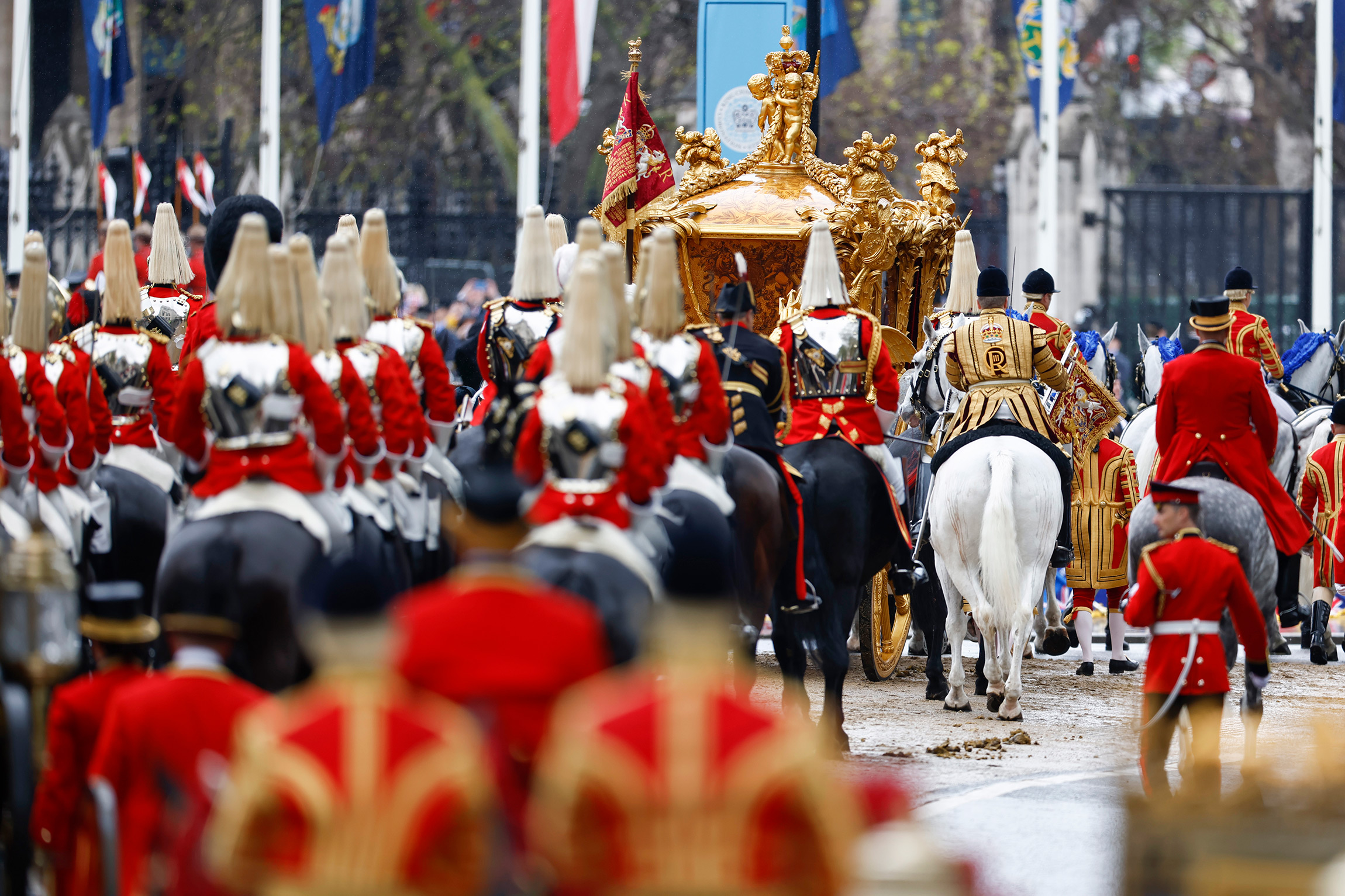 Золотая карета была создана в 1760 году и используется на всех коронациях с 1831 года, когда на престол взошел Вильгельм IV