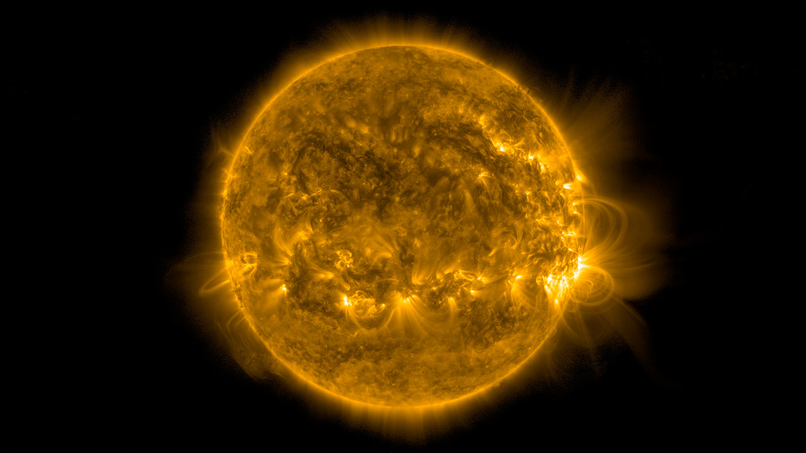 Корона Солнца. 11 декабря 2025 года