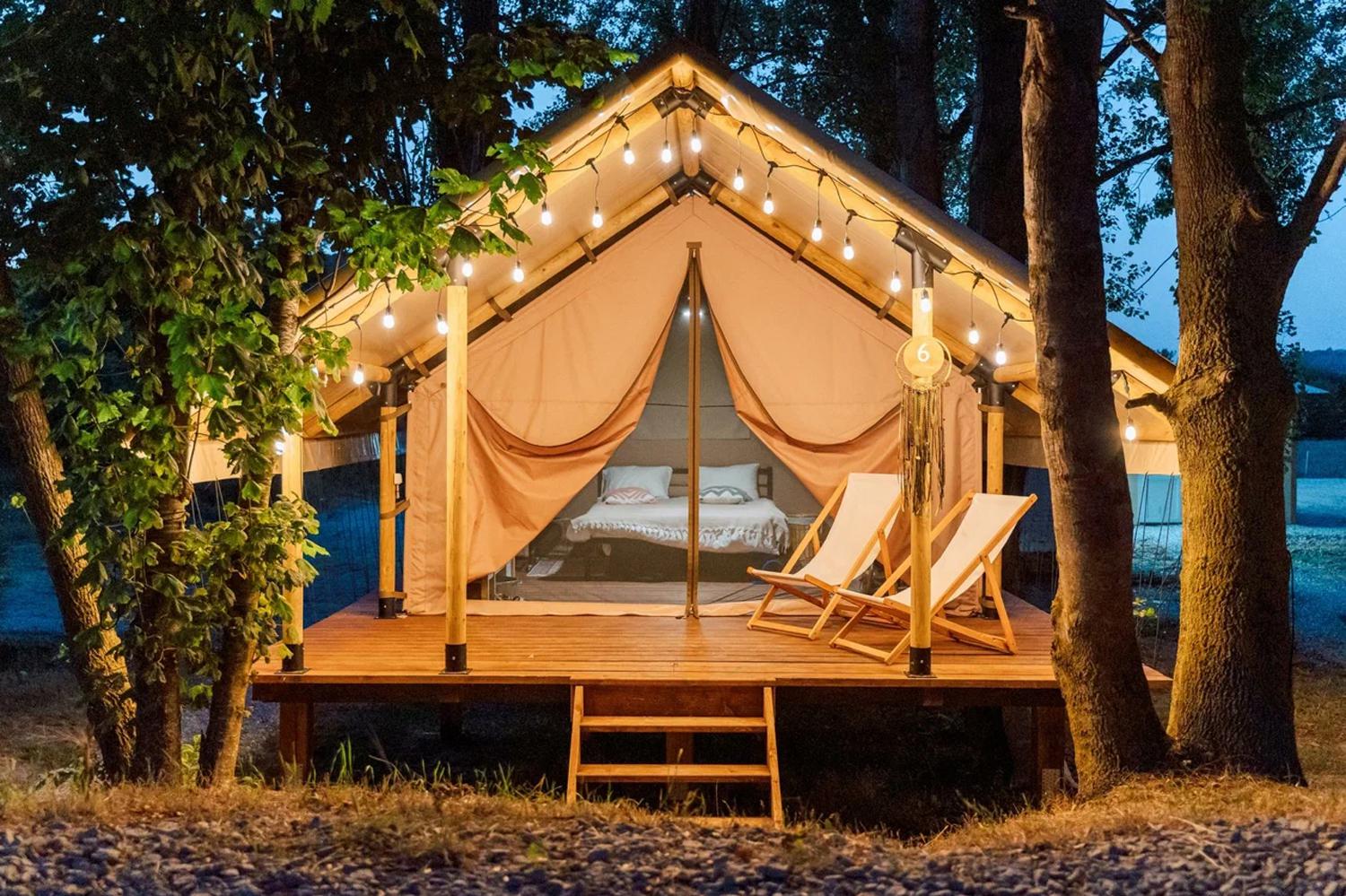 «Носороги»