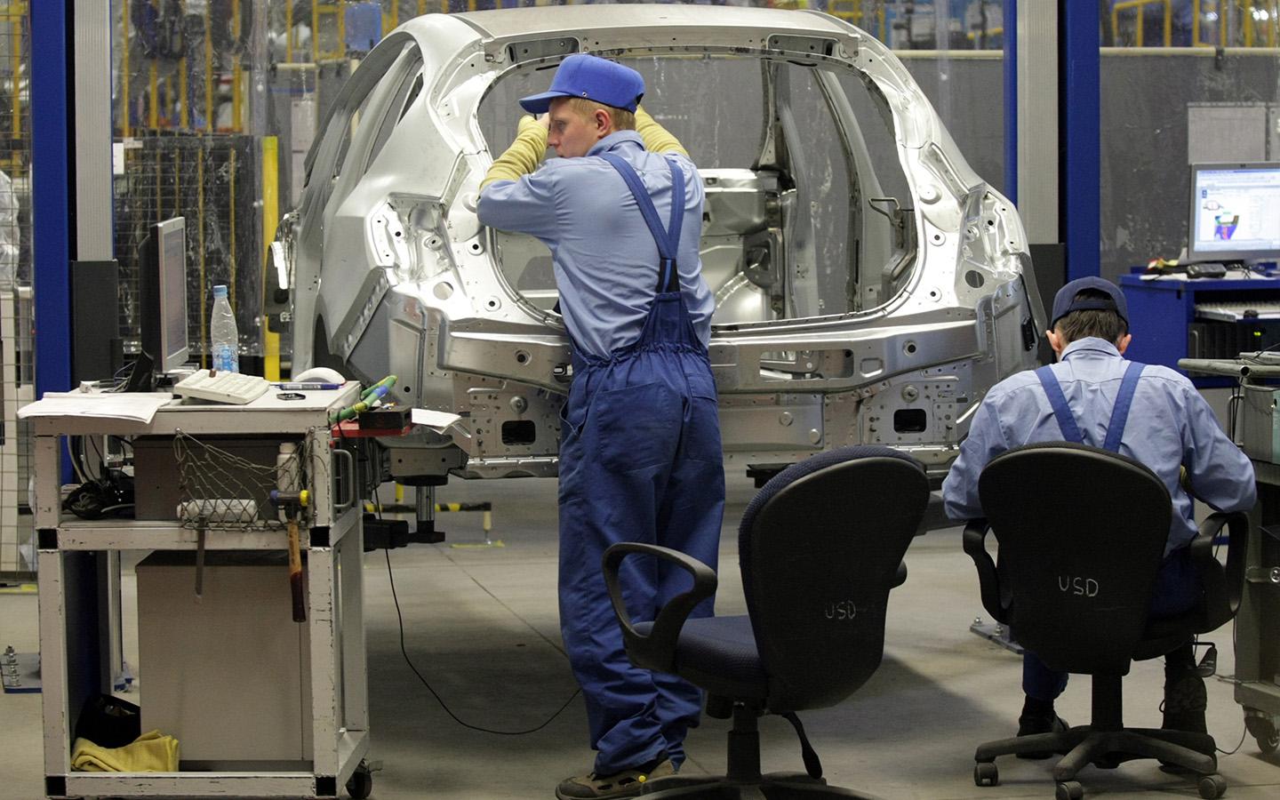 На экс-завод GM начали набирать персонал. Что известно