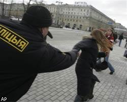 В Минске милиция и спецназ справились с толпой