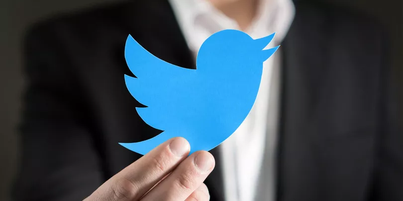 Акции Twitter выросли на 17% на новости о планах Маска вернуться к сделке