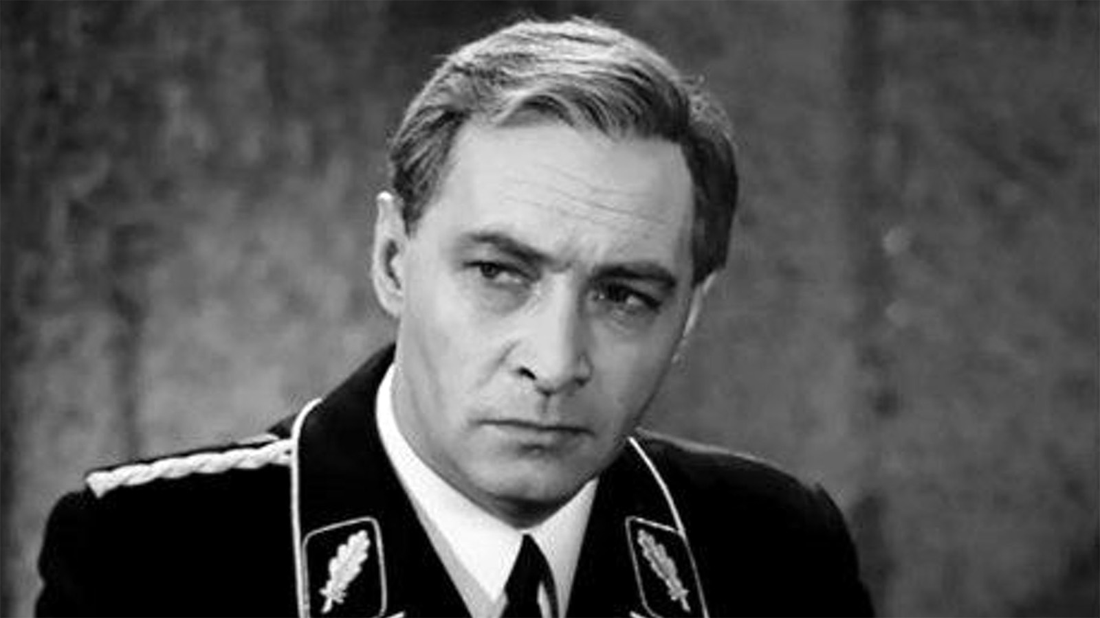 Актер Вячеслав Тихонов в роли Штирлица в сериале «Семнадцать мгновений весны», реж. Татьяна Лиознова