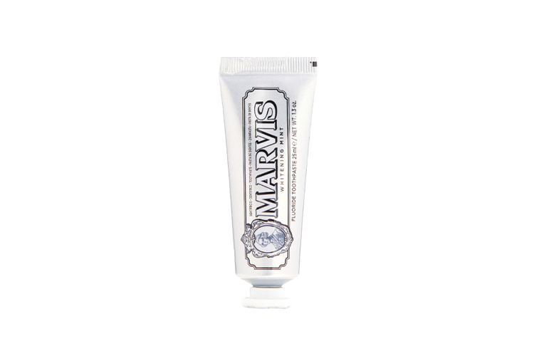Зубная паста Witening mint, Marvis в мини-формате обладает насыщенным мятным вкусом