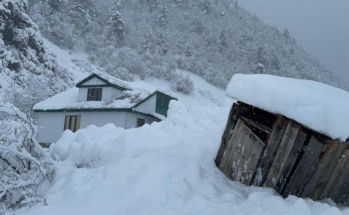 В Дагестане умерли раненый волонтер и женщина, которую достали из лавины
