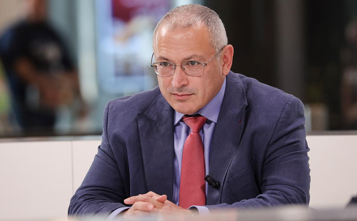 Ходорковский завязывает с нефтью