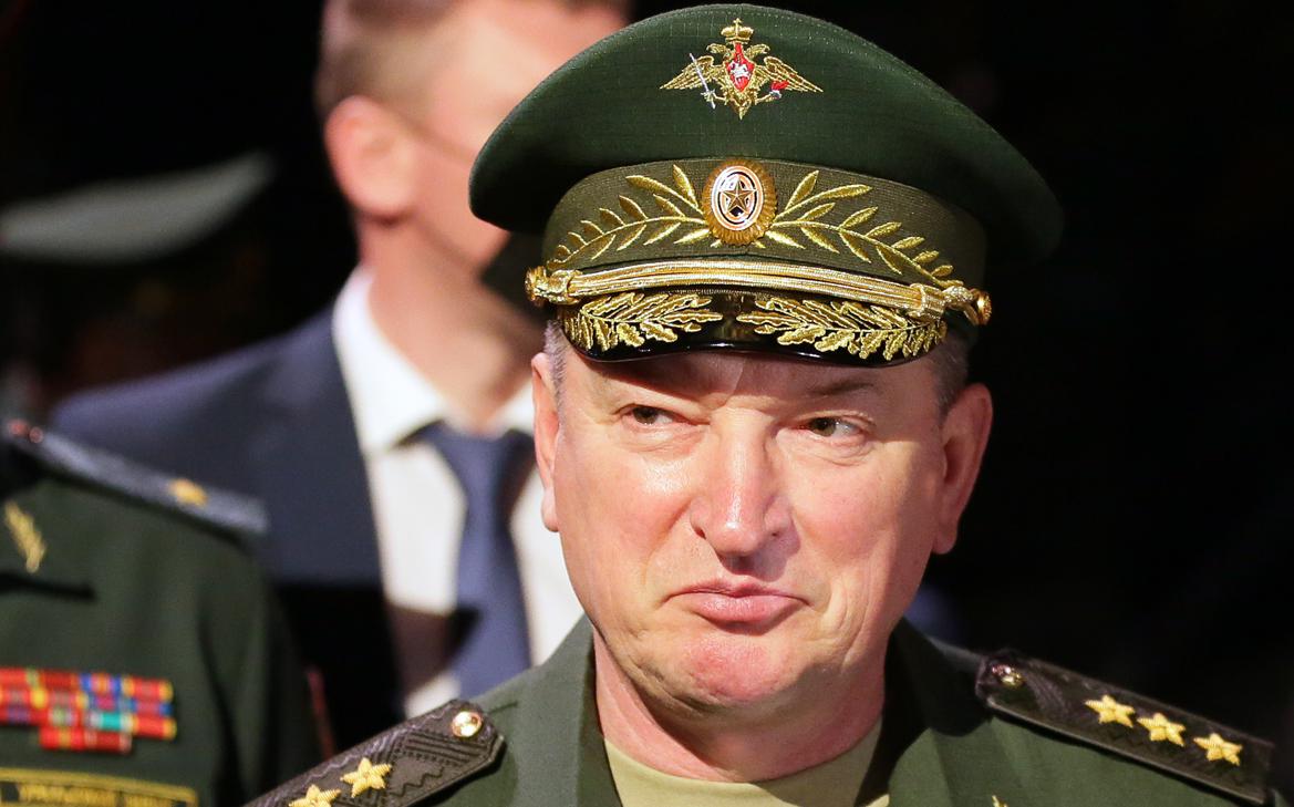Генерал-полковник Александр Лапин уволен из армии
