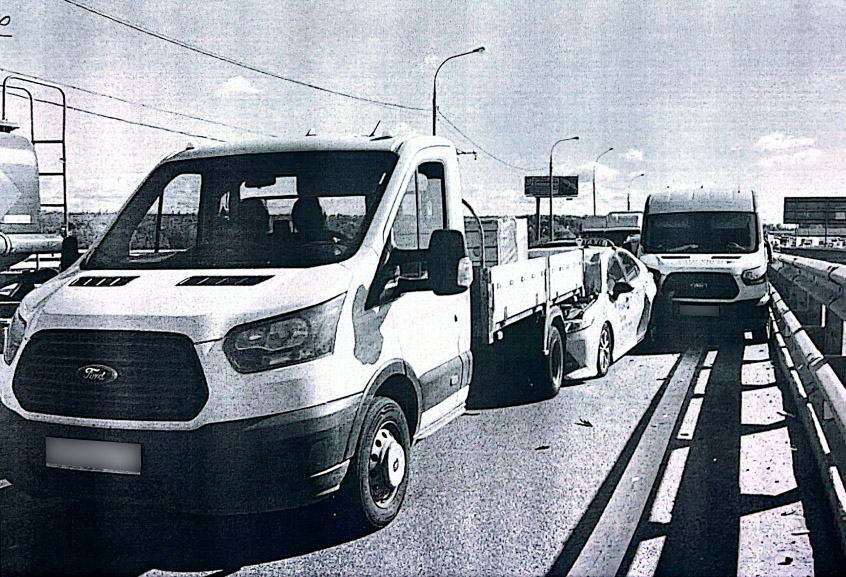 Фото: с места ДТП от участников и свидетелей, Autonews