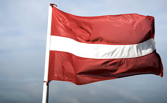 Национальный флаг Латвии
