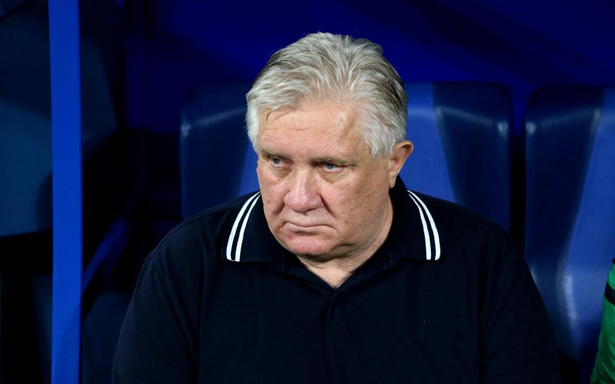 В Российской премьер-лиге произошла первая в сезоне отставка