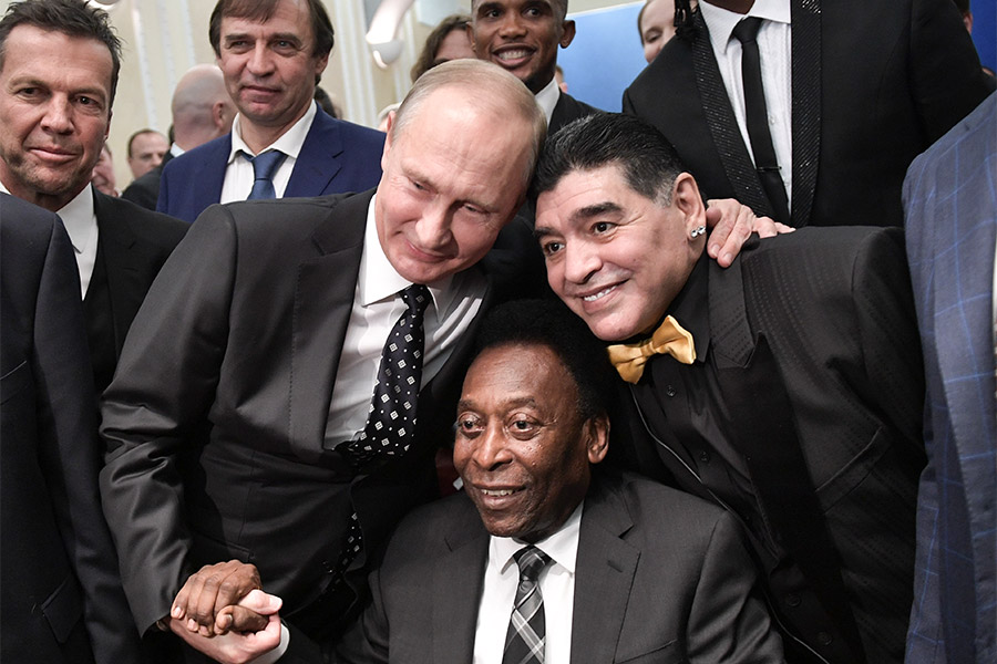Владимир Путин с Диего Марадоной&nbsp;и Пеле