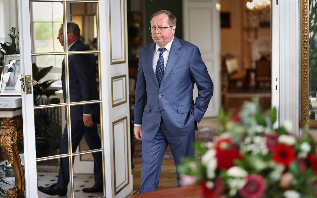 Посол России обвинил Лондон в затягивании конфликта на Украине