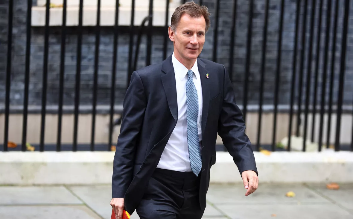 Hannah Mckay / Reuters