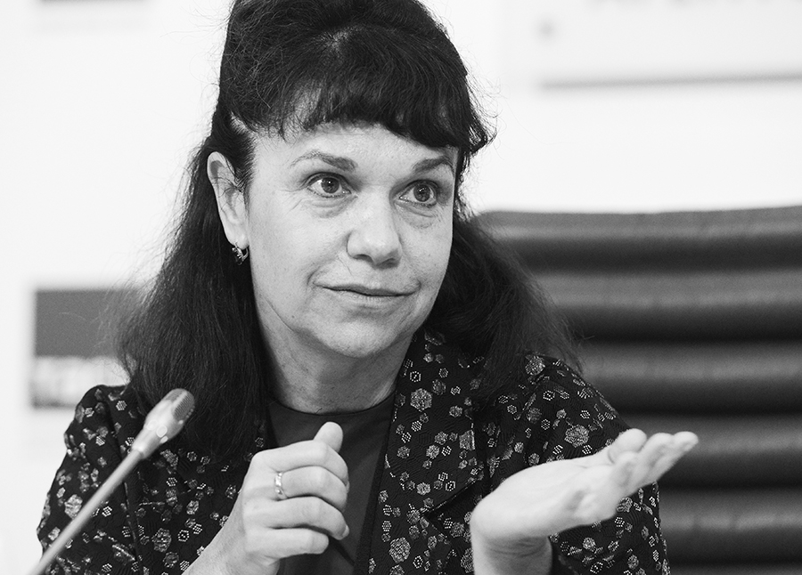 Марина Лошак