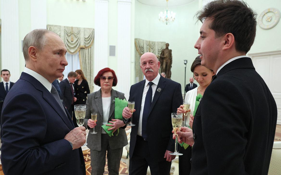 Путин заметил отсутствие Полунина на вручении премии молодым артистам