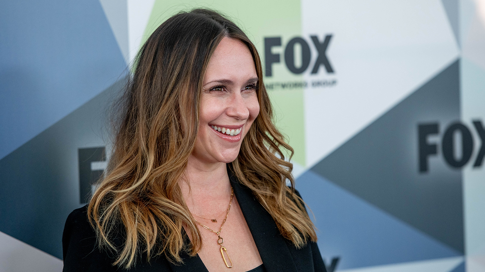 Юбка астынан қарау