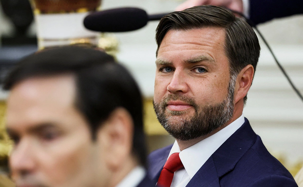 Kevin Lamarque / Reuters