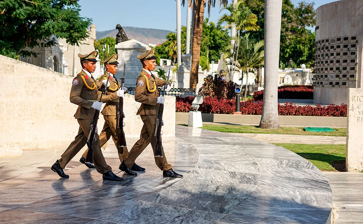 EsHanPhot / Shutterstock