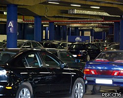 Дефицит парковок в центре Москвы составляет 60%