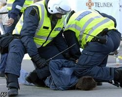 В Испании боевики закидали полицейских "коктейлями Молотова"