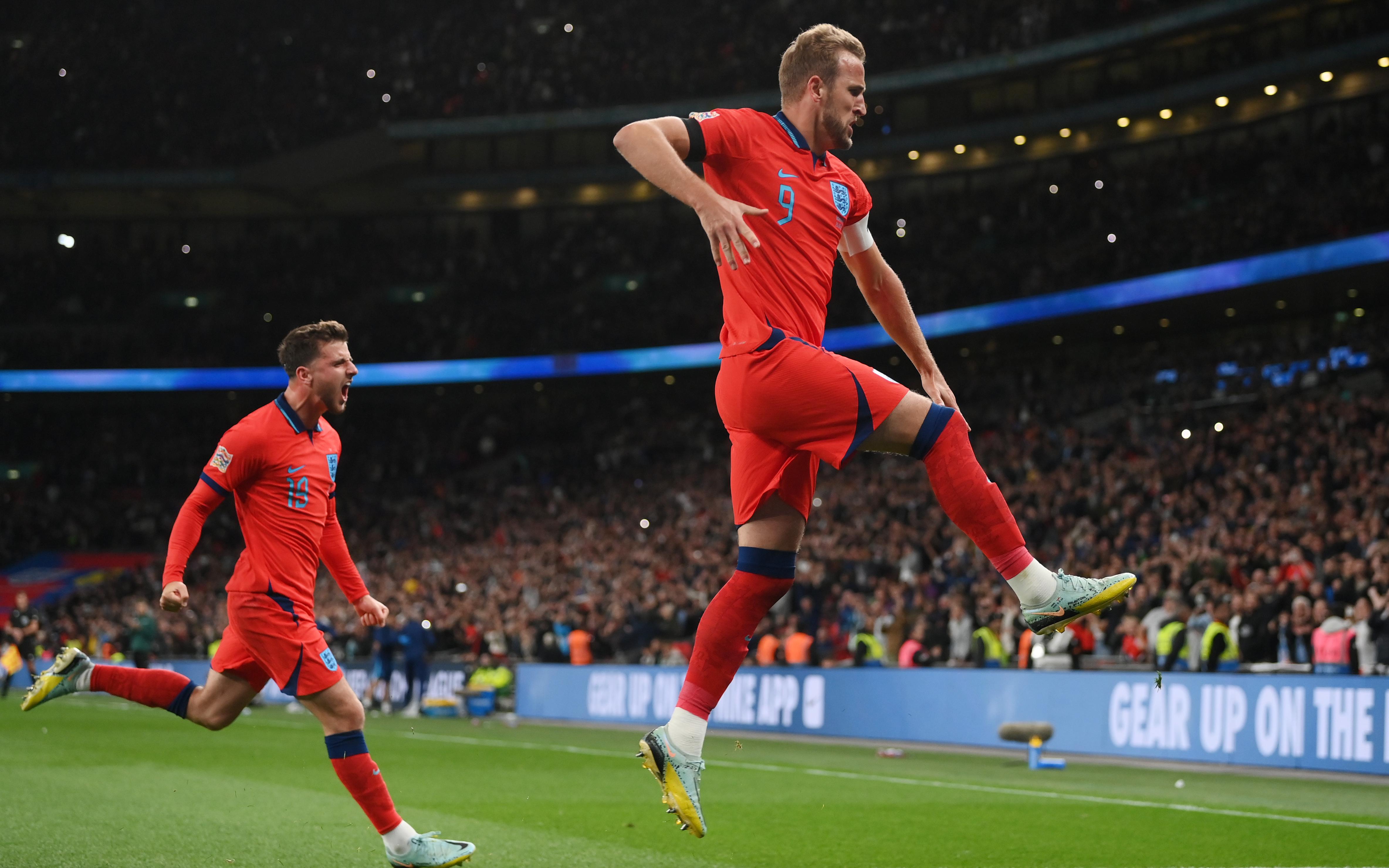 Нападающий сборной Англии&nbsp;Гарри Кейн забил гол в матче с Германией