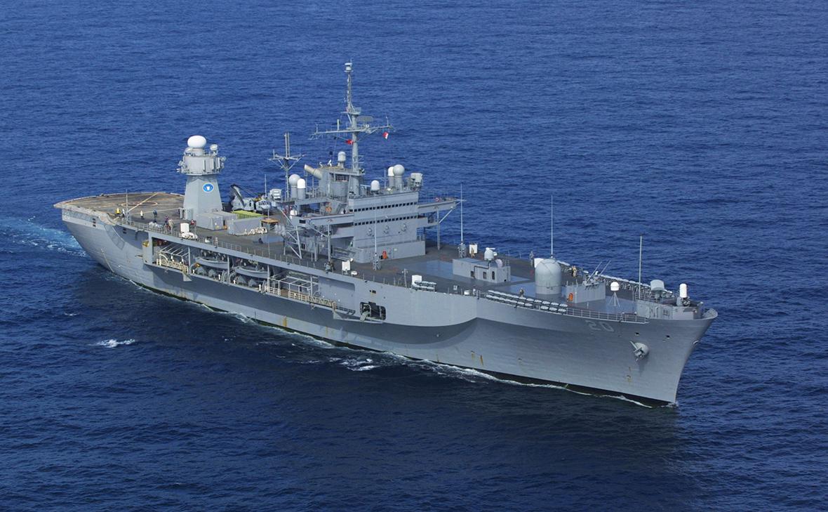 Корабль ВМС США USS Mount Whitney