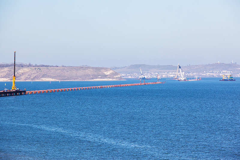 Подготовка акватории&nbsp;к началу стройки моста через Керченский пролив
