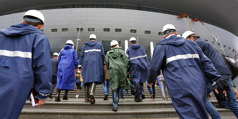 Профсоюзы попросили проверить положение рабочих из КНДР на «Зенит Арене»