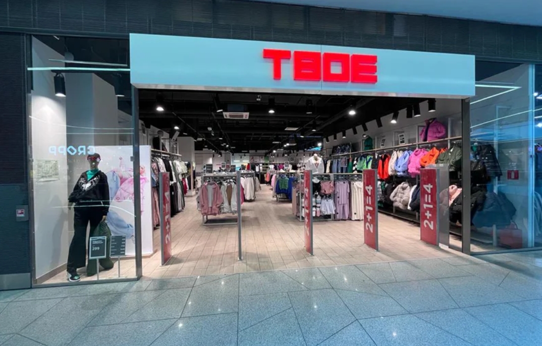 Магазин сети &laquo;Твое&raquo; в петербургском &laquo;Охта Молле&raquo;