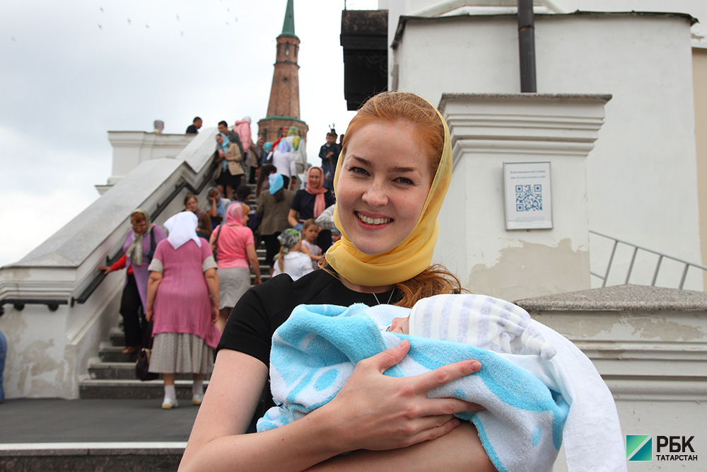 Казань стала лидером по уровню рождаемости в ПФО