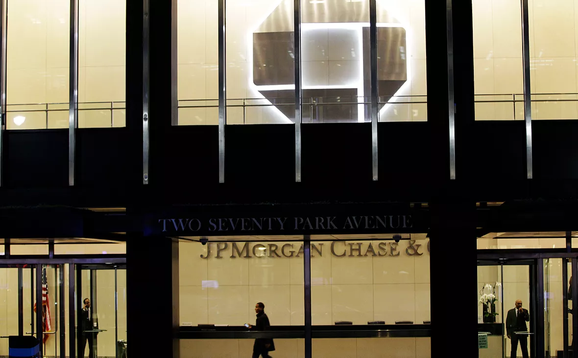 Frank Franklin II / AP