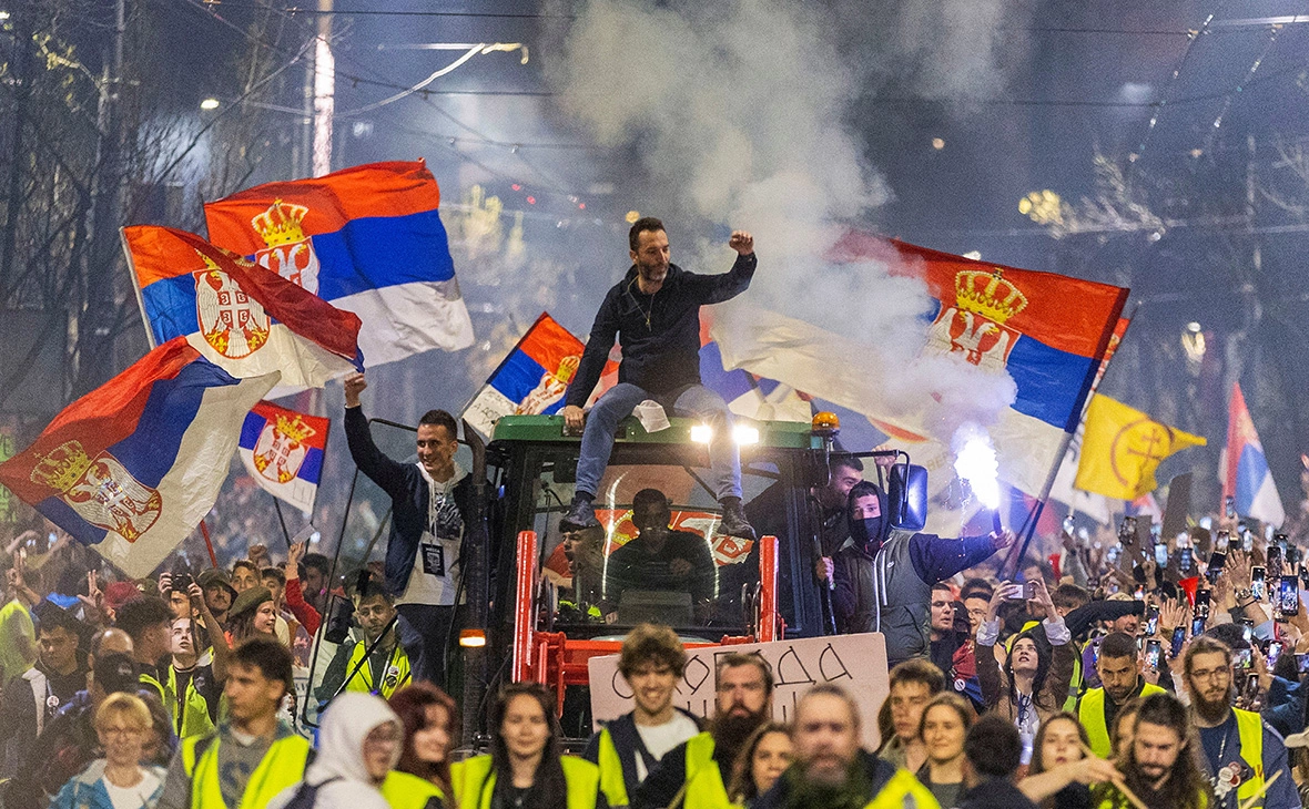 Djordje Kojadinovic / Reuters