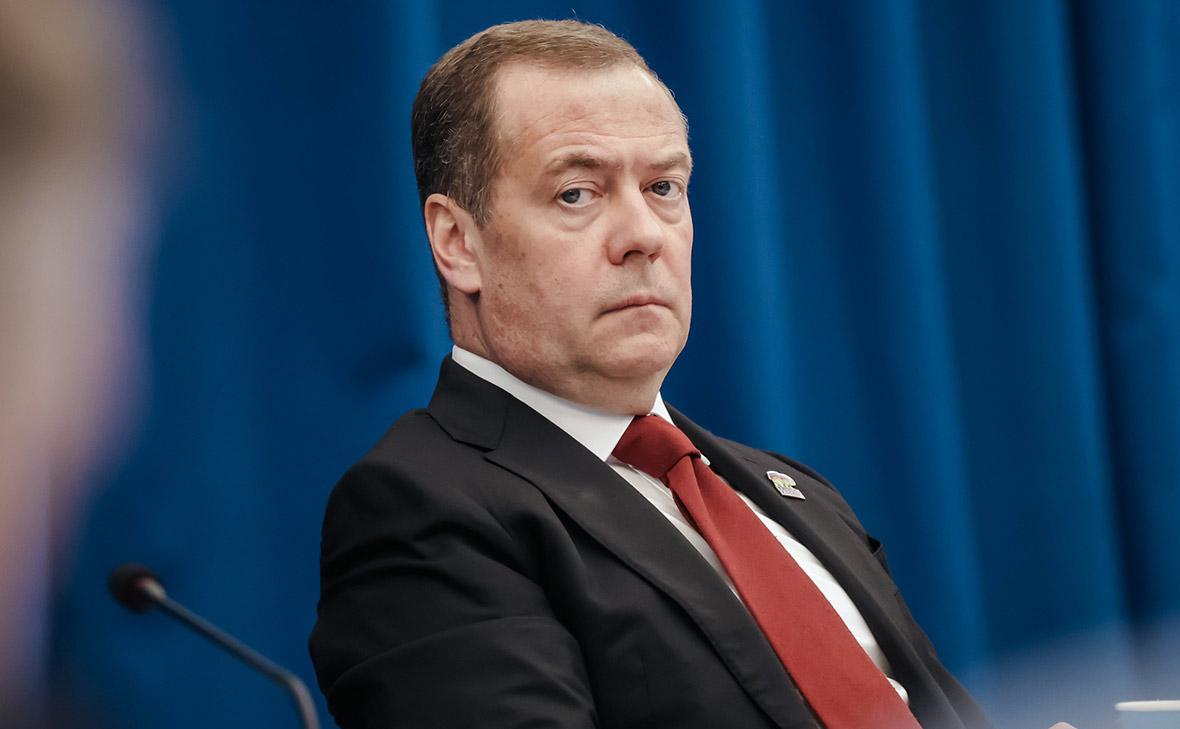 Дмитрий Медведев