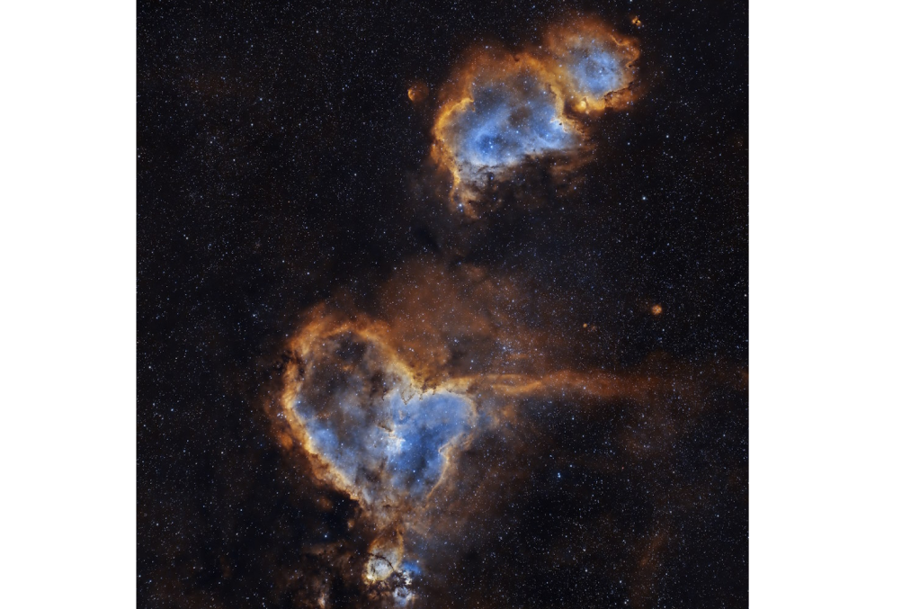 Туманности &laquo;Сердце&raquo; и &laquo;Душа&raquo; в созвездии Кассиопеи

